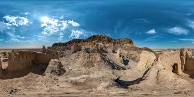 مجموعه برج شرقی